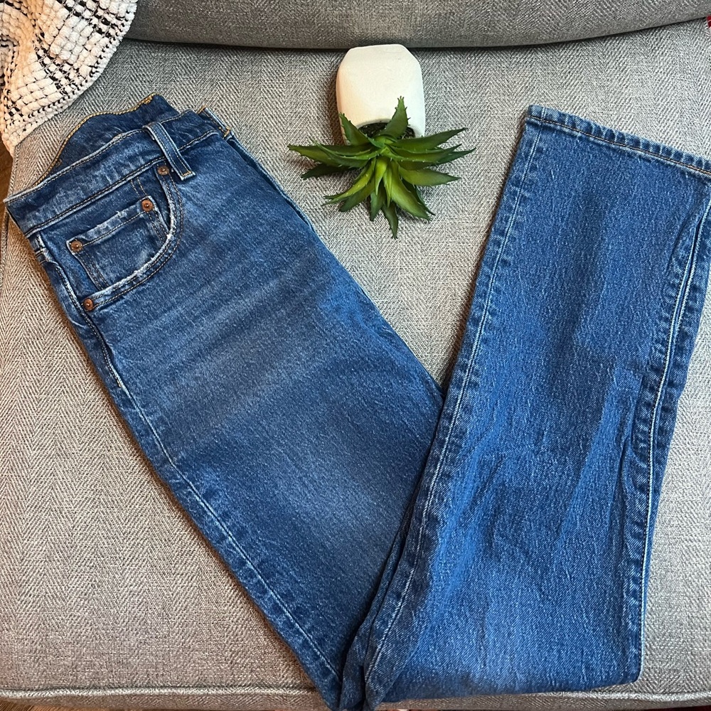 Womans Levis 501 jeans